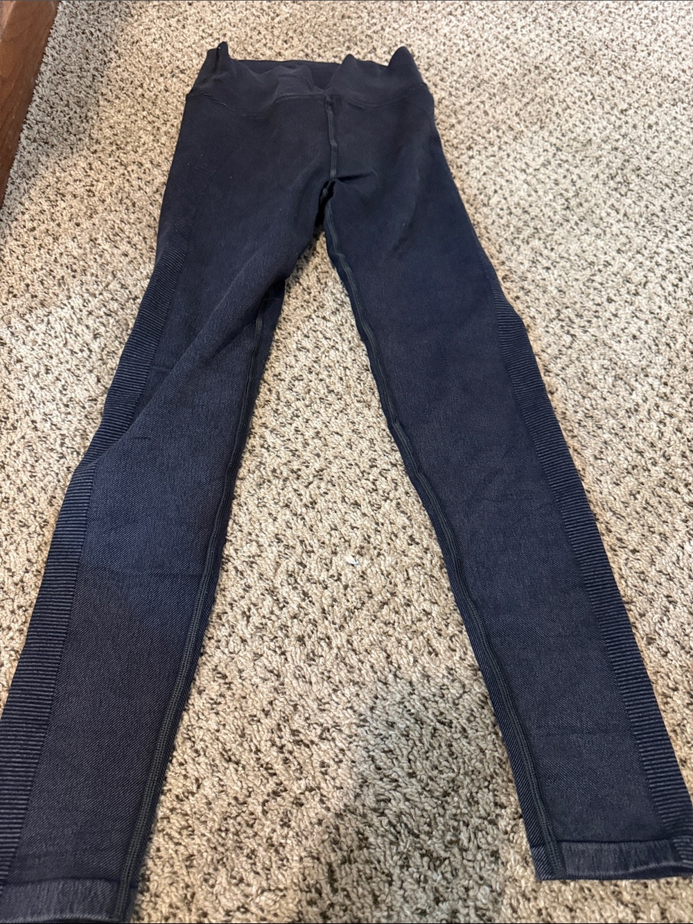 OFFLINE by Aerie Seamless High-Rise 7/8 Leggings Black Size Medium